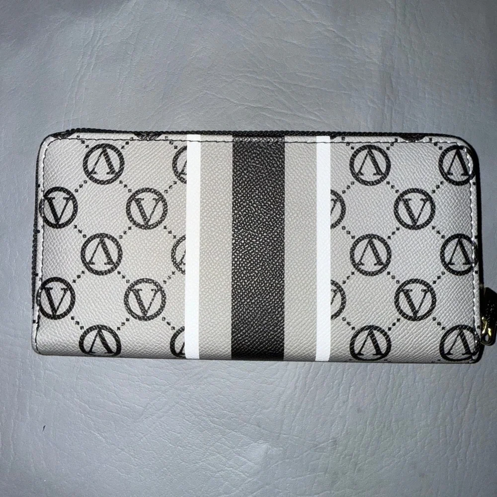 Bundle- Christian Lacroix, Adrienne Vittadini, London Fog Wallets